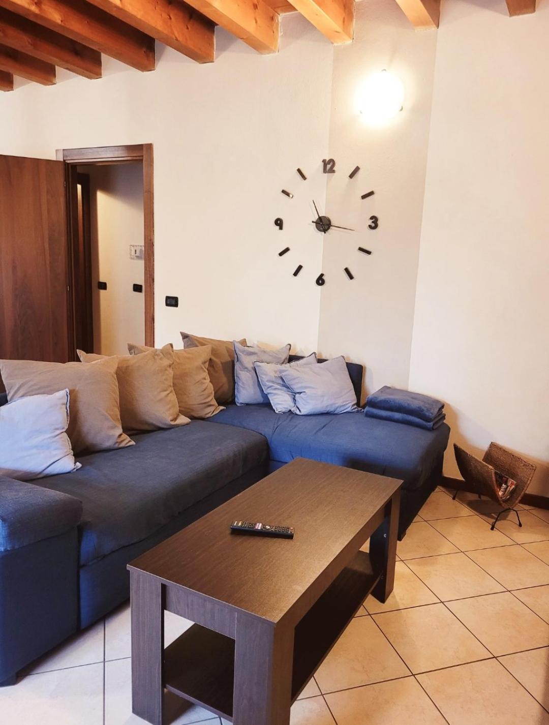 Appartement Casa Alena à Peschiera del Garda Chambre photo